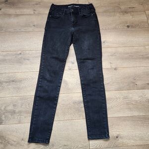 Size 8 Black Old Navy Rockstar Jeans